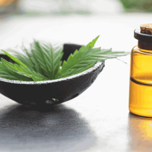 Pros and Cons of CBD Oil for Pain